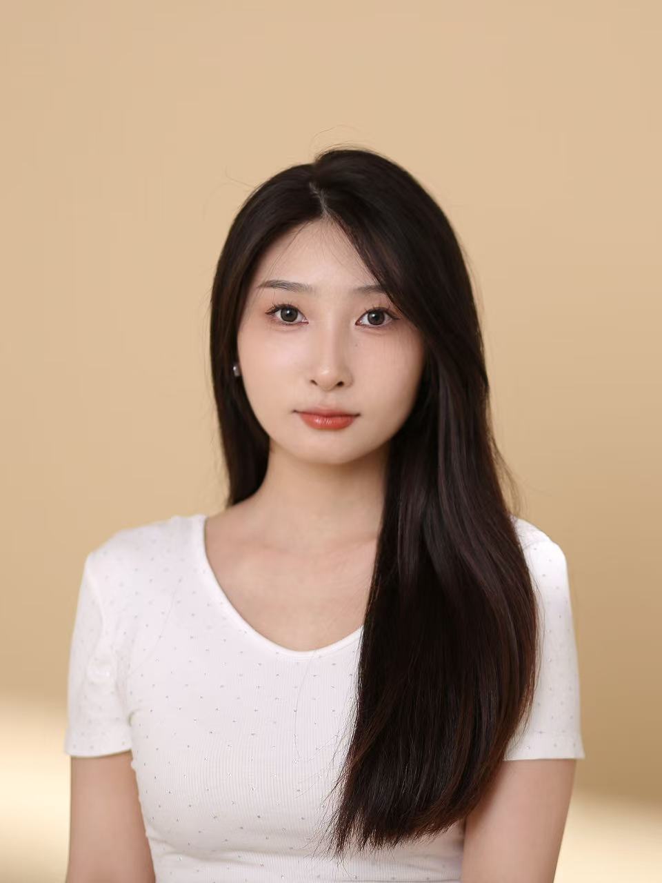Qiling Lu, Paralegal